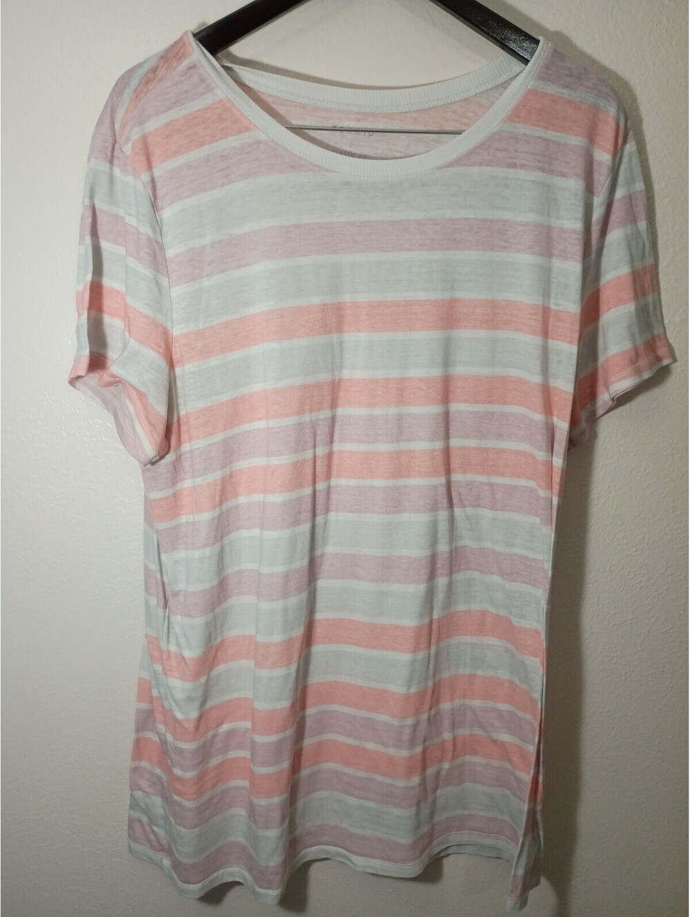 Torrid Classic Fit Striped T-Shirt Size 2